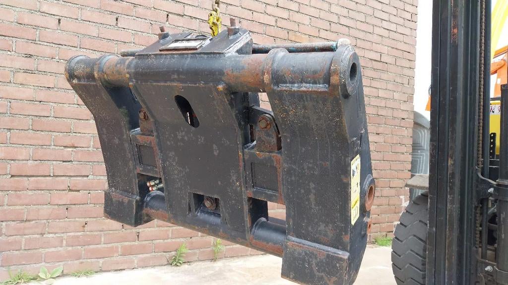 Caterpillar 938G 938H quick coupler SW2003 - SW2006, Articles professionnels, Machines & Construction | Pièces