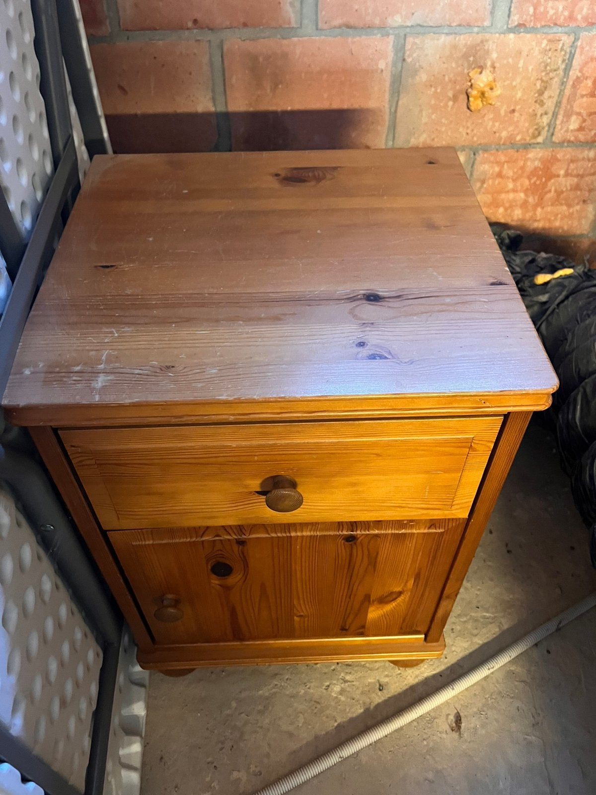 Ikea bed en nachtkastje, Huis en Inrichting, Ophalen, Gebruikt