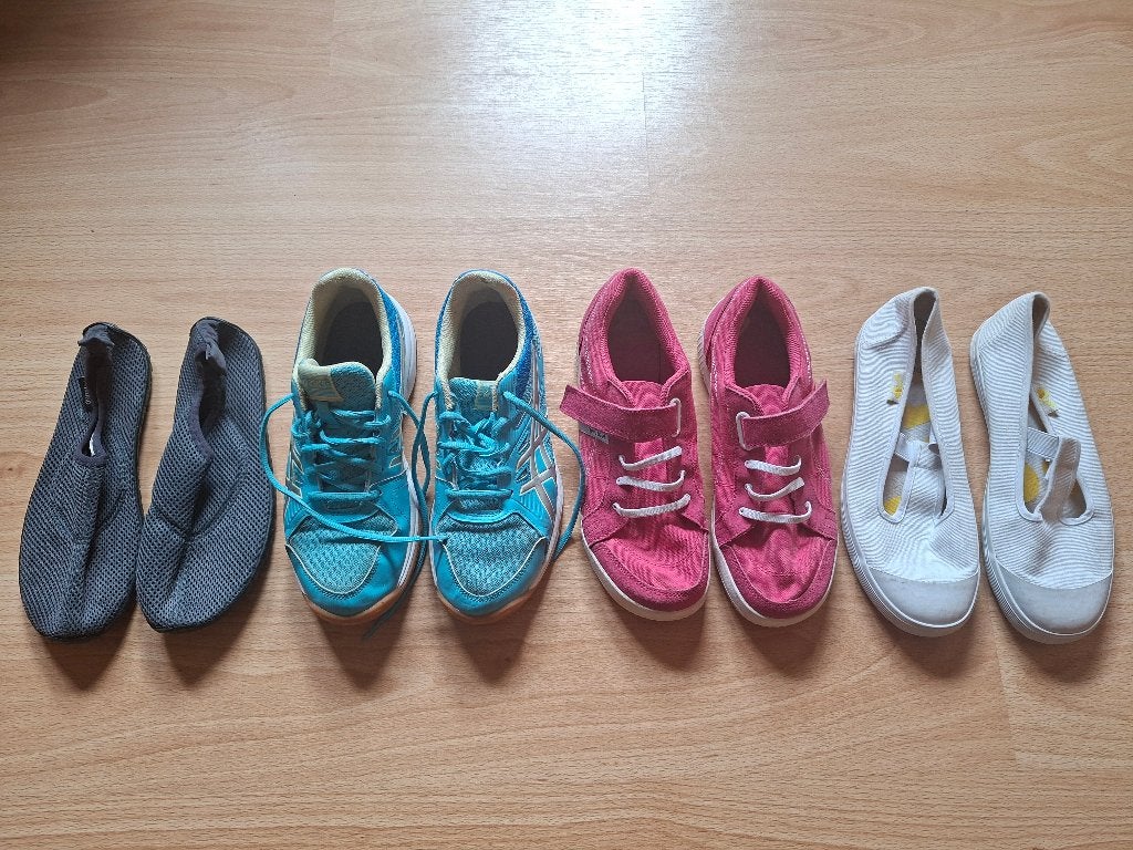 Sportschoenen, sneakers en waterschoenen in maat 39 en 40, Ophalen, Gebruikt, Sportschoenen