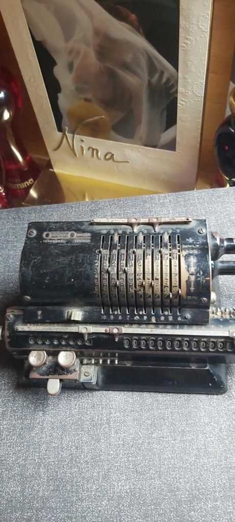 Antieke rekenmachine, Ophalen