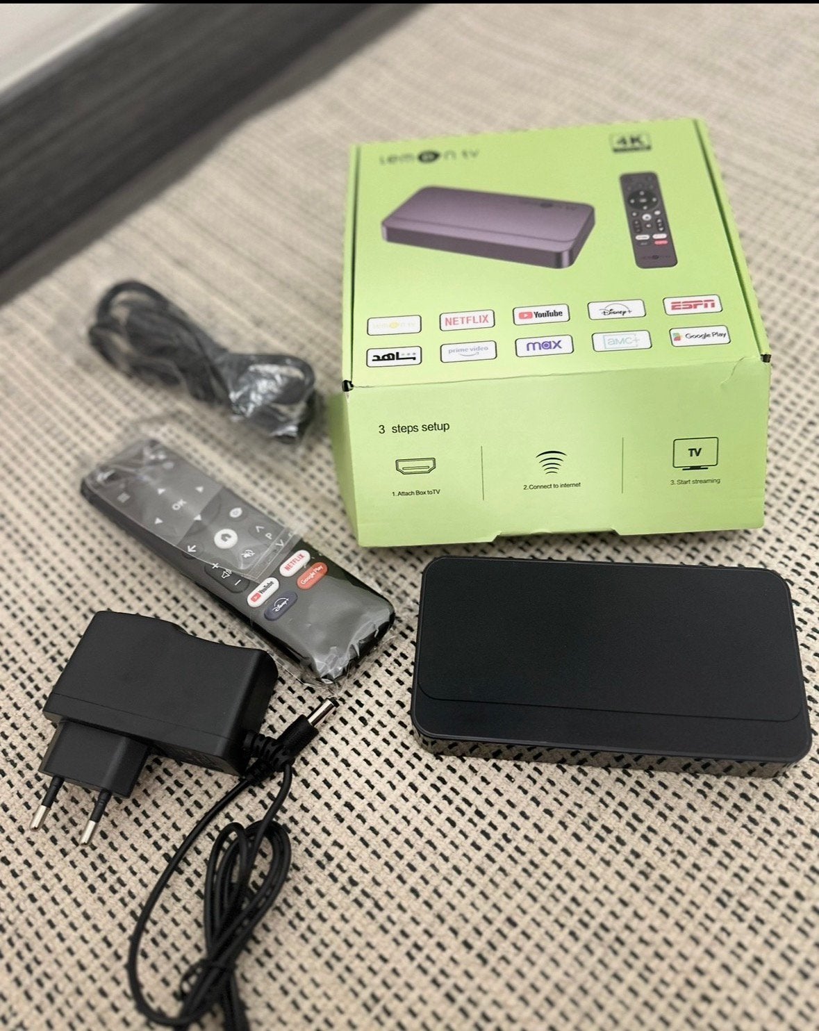 PROMO!! Box android + 1 jaar iptv, Ophalen, Zo goed als nieuw