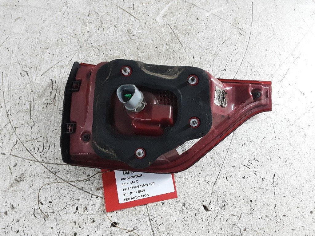 ACHTERLICHT RECHTS ACHTERKLEP Sportage (QL) (92406F1601), Info@kia.de, Theodor-Heuss-Allee 11
60486  Frankfurt am Main, DE, Kia Deutschland GmbH