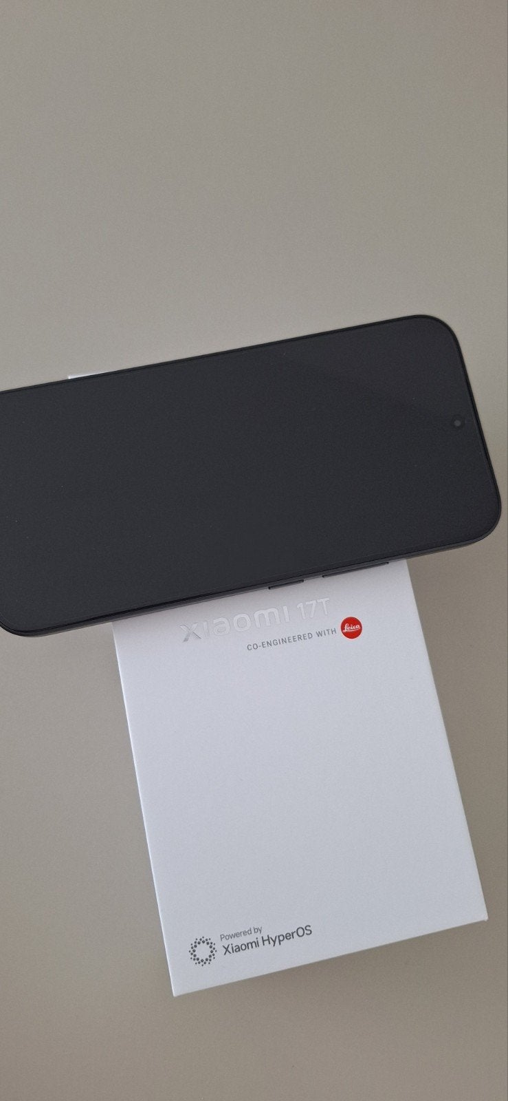 Le tout nouveau Xiaomi 17T vient de sortir de sa boîte !, Télécoms, Enlèvement, Neuf
