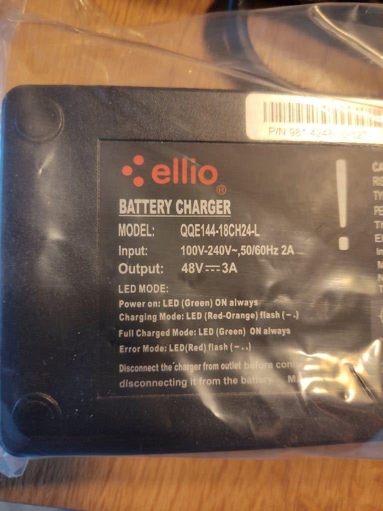Ellio batterijlader nieuw, Fietsen en Brommers, Ophalen, Nieuw