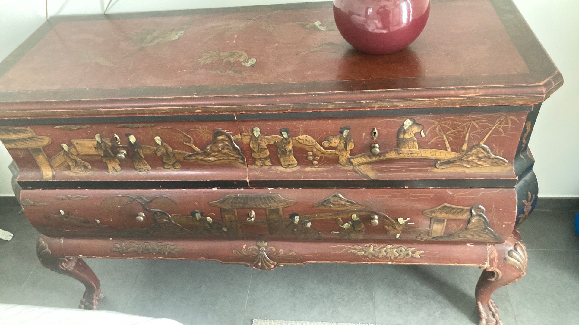 Commode in Chinoiserie-stijl, Ophalen