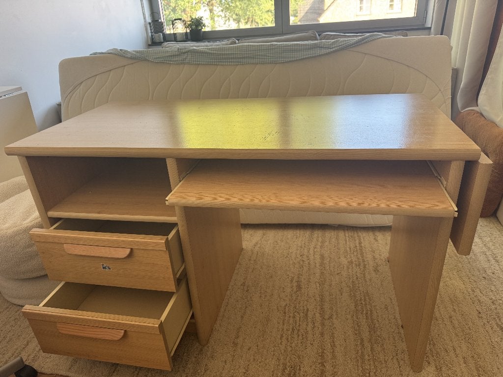 Kwalitatieve bureau, Ophalen, Met lades, Gebruikt, Hout