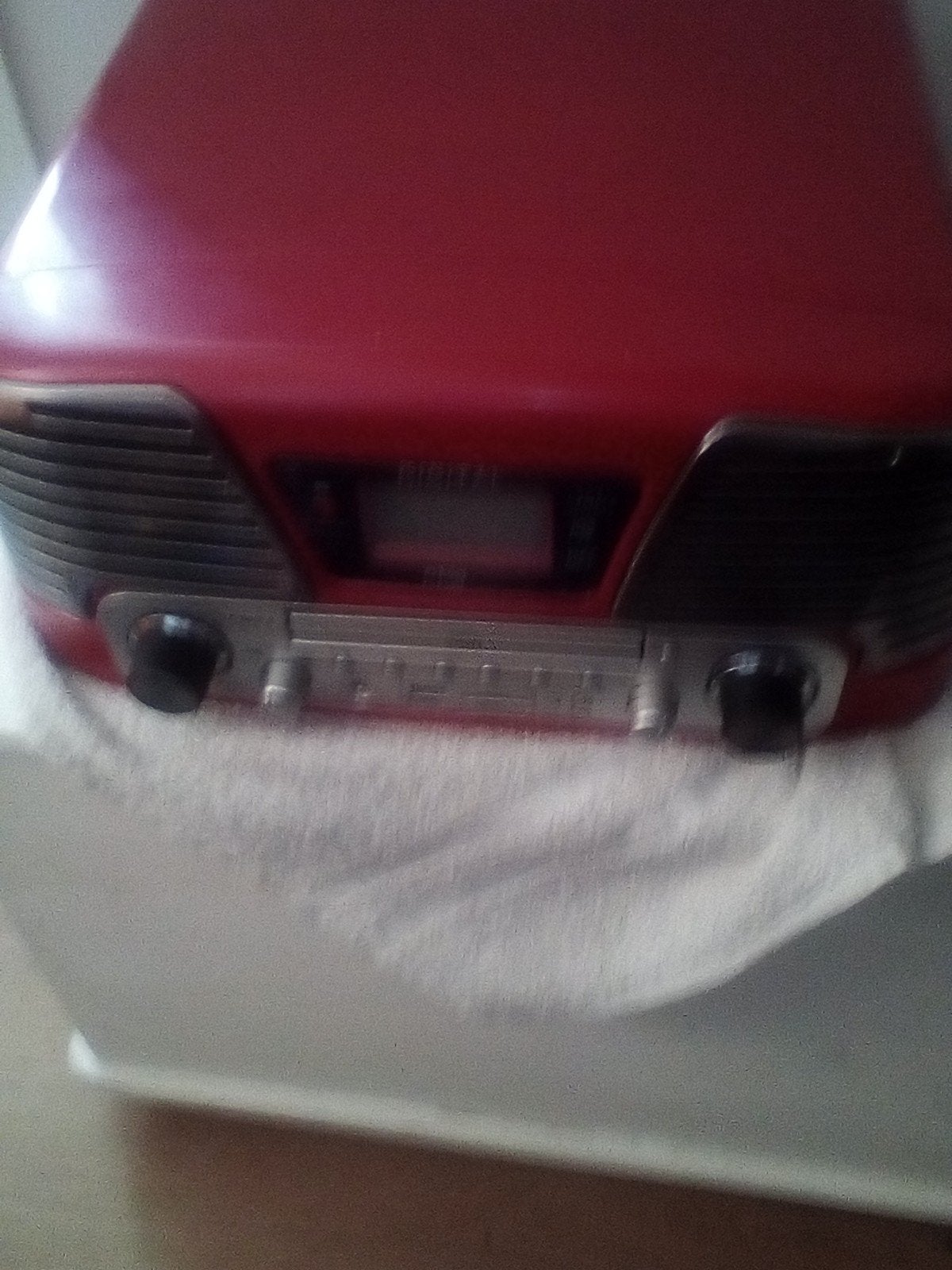 BIG BEN TD79. Retro met moderne audio. Rode kleur., Audio, Tv en Foto, Platenspelers, Ophalen of Verzenden, Platenspeler