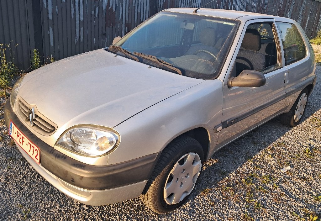 citroen Saxo 1.1 benzine export prijs, Autos, Achat, Saxo, Boîte manuelle, Noir