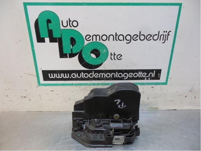 Serrure portière mécanique 4portes avant droite d'un BMW 5, -, 3 mois de garantie, Utilisé, -