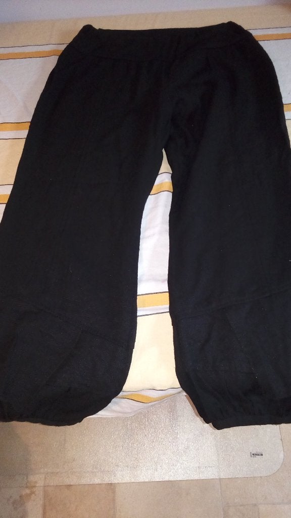 Zwarte linnen broek, dames, maat 42, Kleding | Dames, Ophalen of Verzenden, Gedragen, Maat 42/44 (L), Zwart
