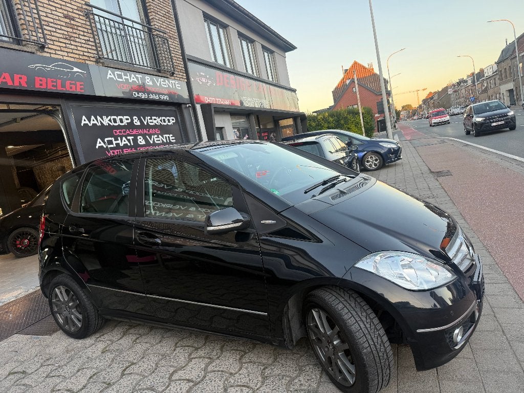 Mercedes-Benz A 180 Avantgarde Historique Complet *Garantie*, Cuir, Classe A, Entreprise, Carnet d'entretien