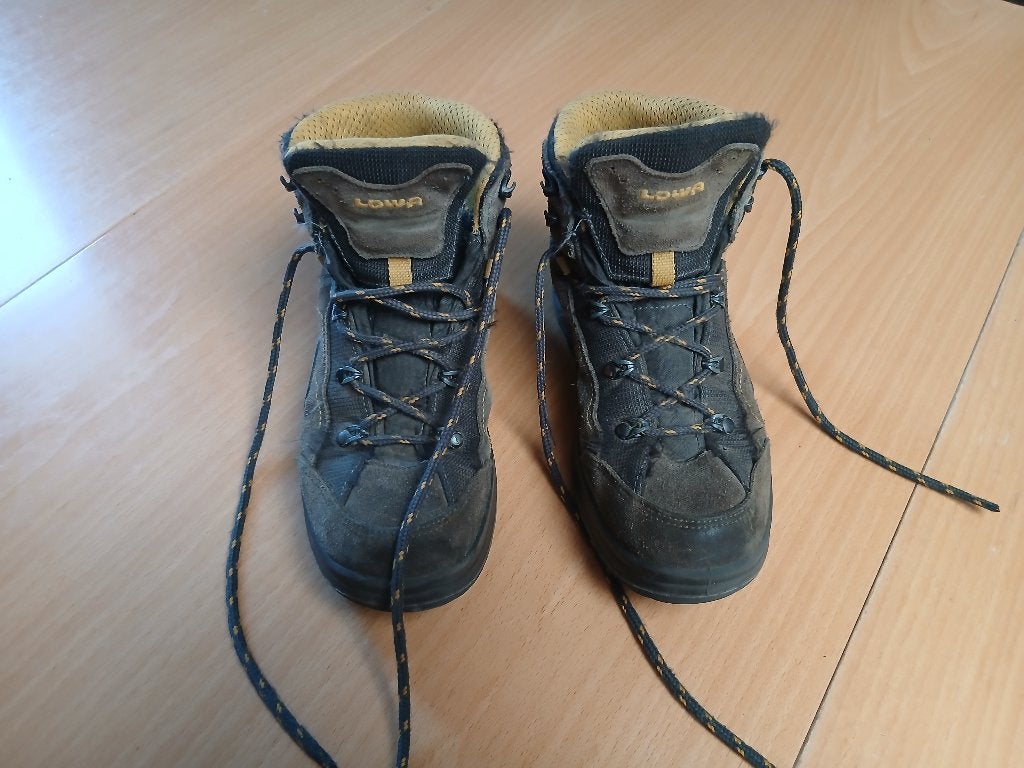 Hoge wandelschoen, Lowa, maat 36, Ophalen, Gebruikt, Lowa, Schoenen
