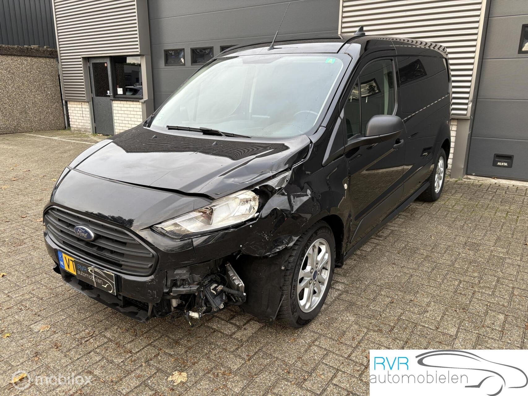 Ford Transit Connect 1.5 EcoBlue L2 AUTOMAAT/NAVI/CRUISE/SCH, Auto's, Stof, Gebruikt, 4 cilinders, Zwart