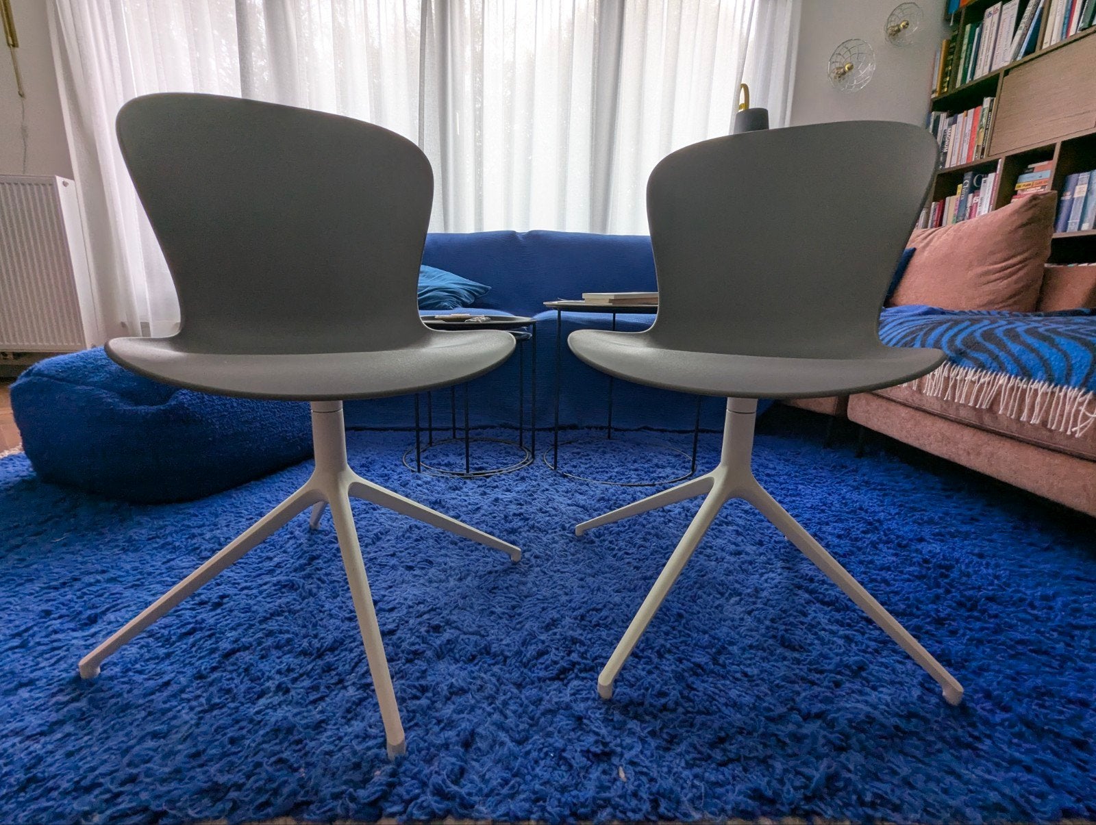 Paire de chaises BoConcept Adelaide - Chaises pivotantes, Huis en Inrichting, Ophalen, Kunststof, Twee, Zo goed als nieuw