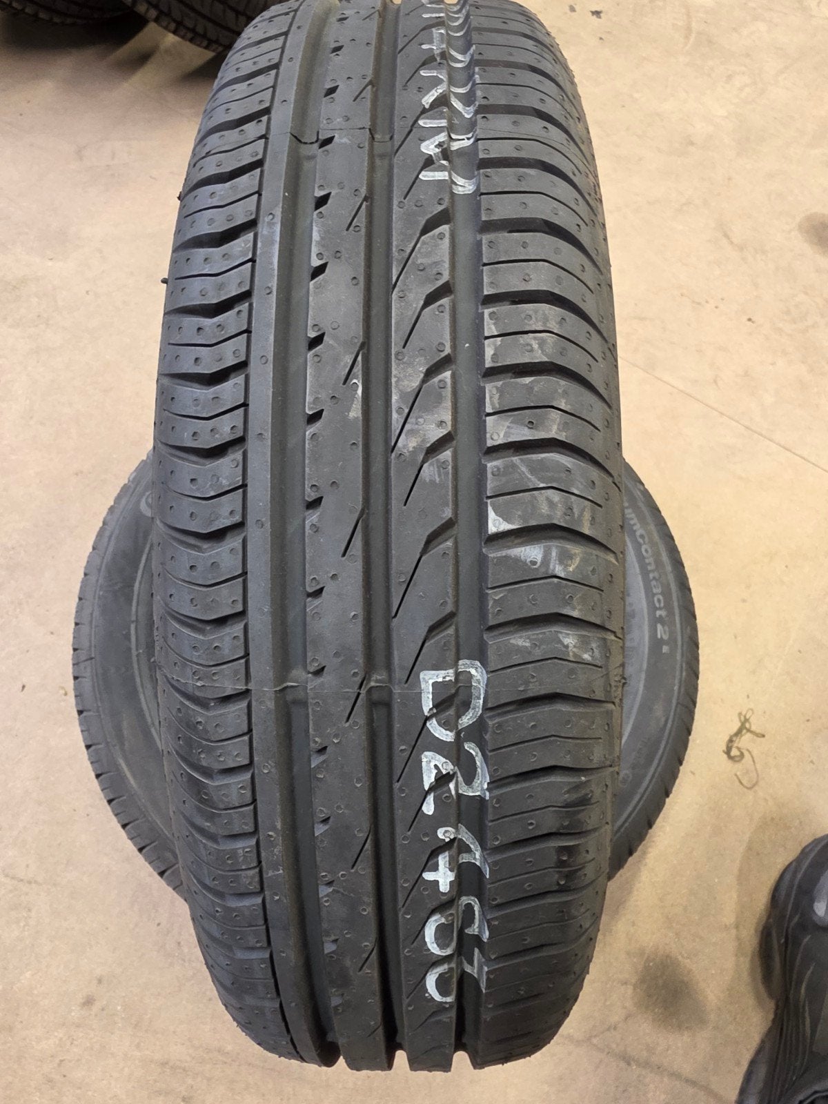 155/70r14 continental 35€ chacun avec montage et équilibrage, Enlèvement ou Envoi