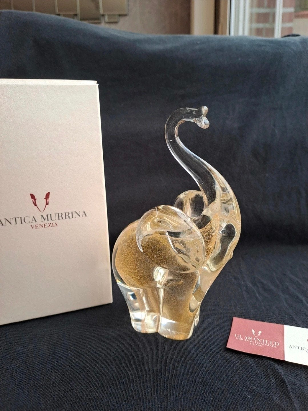 Sculpture éléphant infusé d'or 24 c -Antica Murrina- Murano, Enlèvement