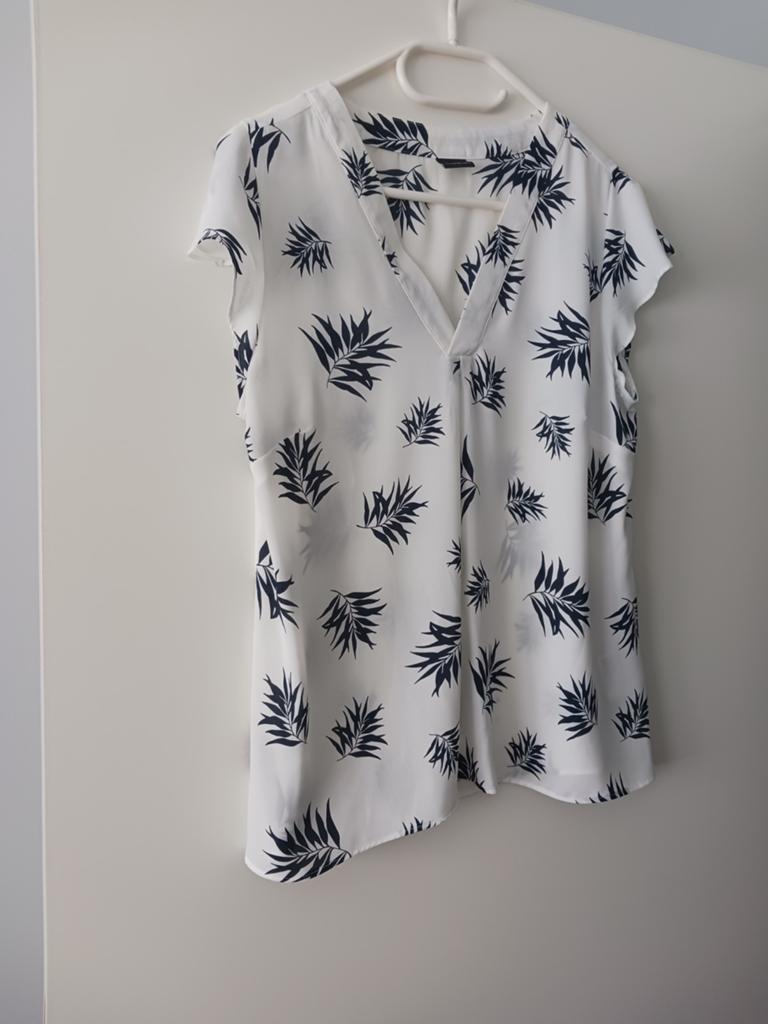 Nieuw bloesje merk C&A te koop. M 42, Kleding | Dames, Blouses en Tunieken, C&A, Ophalen, Nieuw, Maat 42/44 (L)