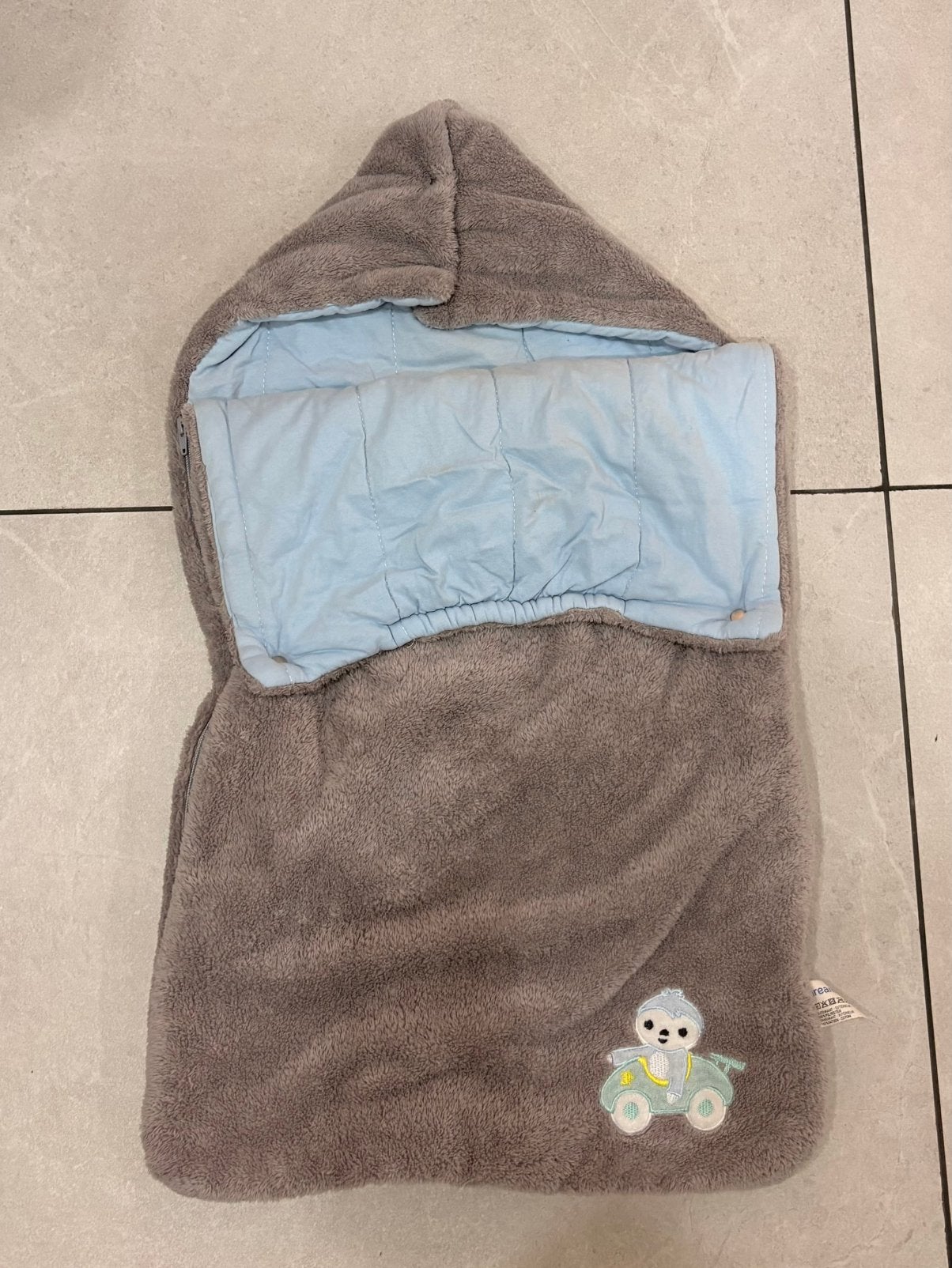 Grijs dekentje voor de buggy, Kinderen en Baby's, Ophalen of Verzenden, Nieuw, Grijs, Voetenzak
