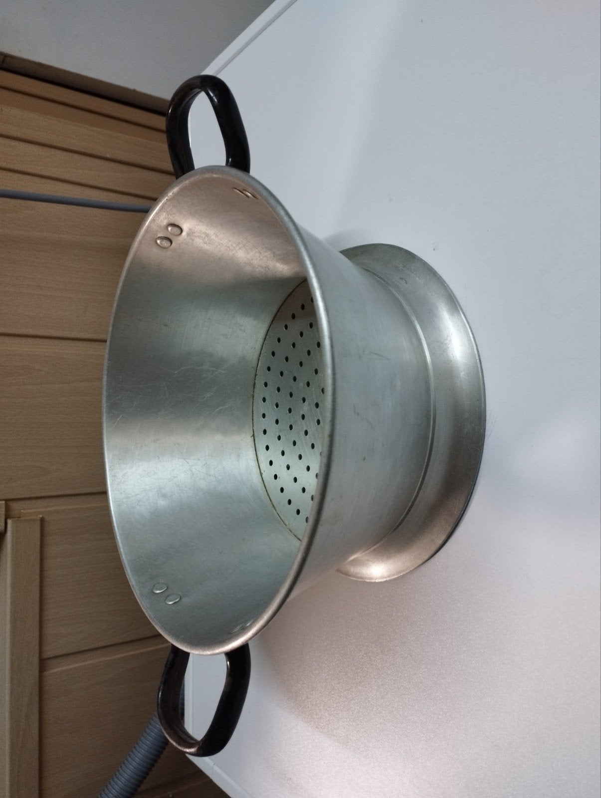 een frietpot waar ze in frietkotten het vet mee opschudden v, Huis en Inrichting, Ophalen
