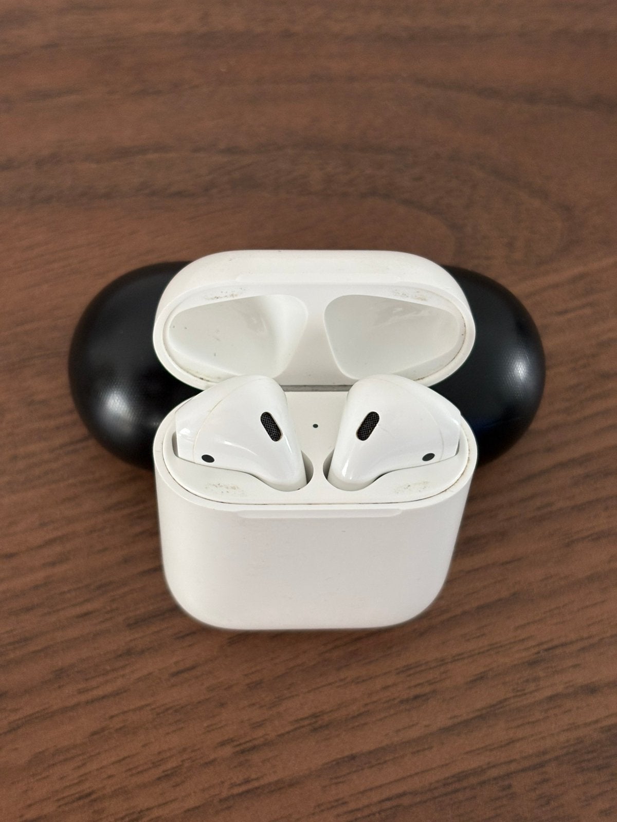Apple Airpods 2 (2019), Telecommunicatie, Gebruikt, Bluetooth, Ophalen of Verzenden, Apple