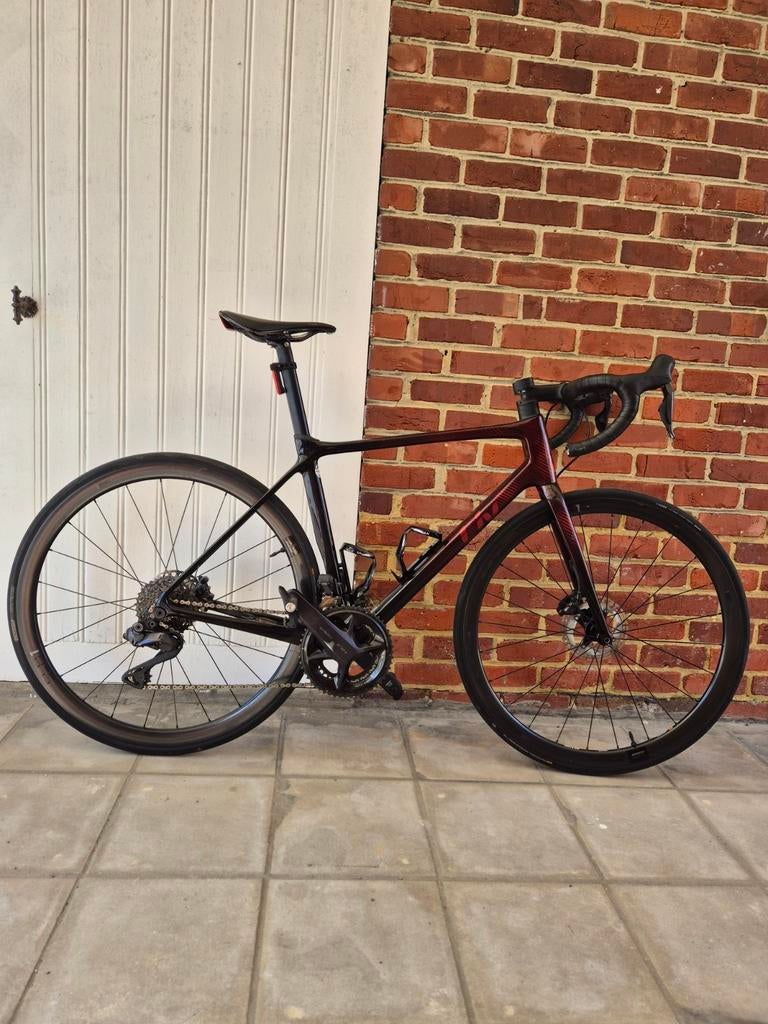 Liv lagman advanced pro, Fietsen en Brommers, Ophalen, Carbon