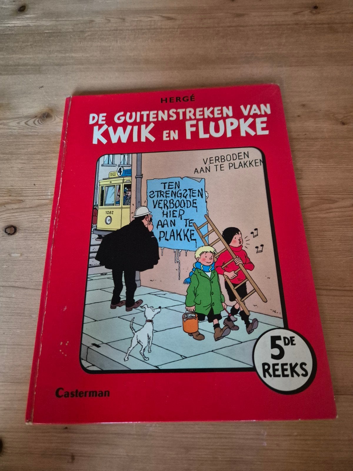 Hergé, Gelezen, Eén stripboek, Ophalen of Verzenden, Hergé