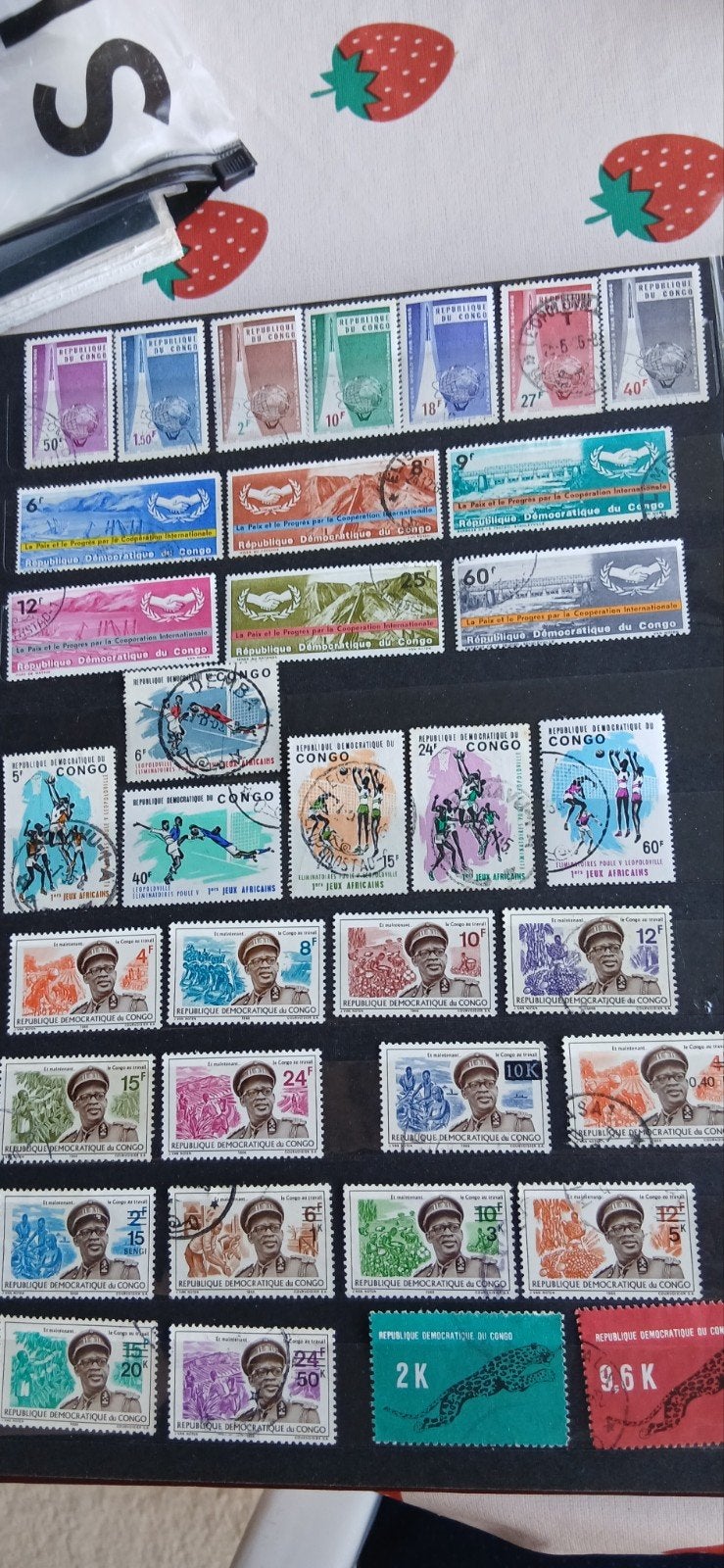lot de timbres timbrés (République du Congo), Enlèvement ou Envoi