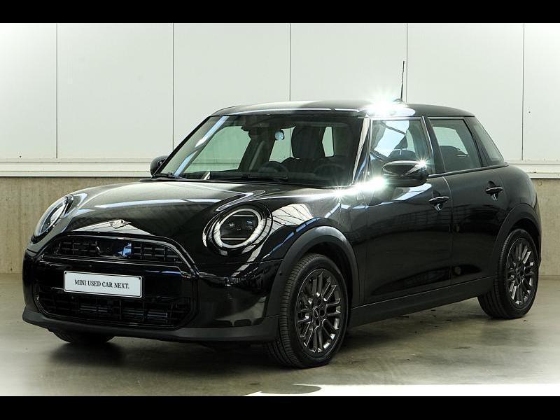 MINI Cooper AUTOMAAT - NAVI - HUD - LED, Automaat, Zwart, Bedrijf, 5 deurs