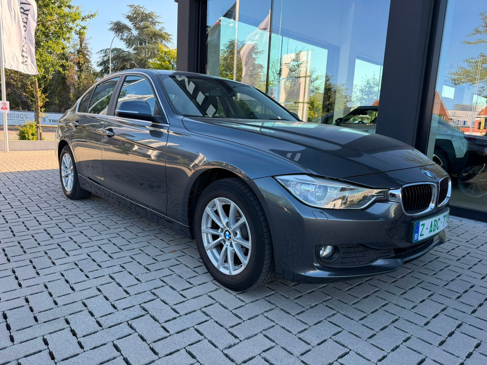 BMW 316 I ZEER PROPER !!, Auto's, 5 deurs, Particulier, Zilver of Grijs, 3 Reeks
