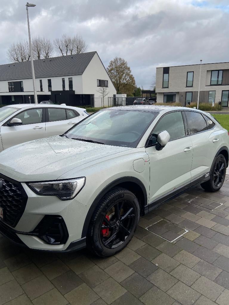 Audi Q3 Sport S Line 45 tfsi Plug-in Hybride te koop, Autos, Audi, Cuir, Euro 5, Autres couleurs, Noir