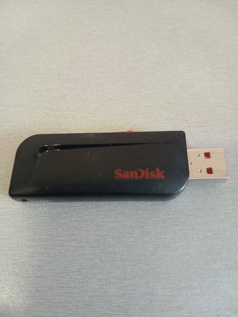 USB 16GB Sandisk, Computers en Software, USB Sticks, Ophalen of Verzenden, Zo goed als nieuw, Sandisk, 16 GB