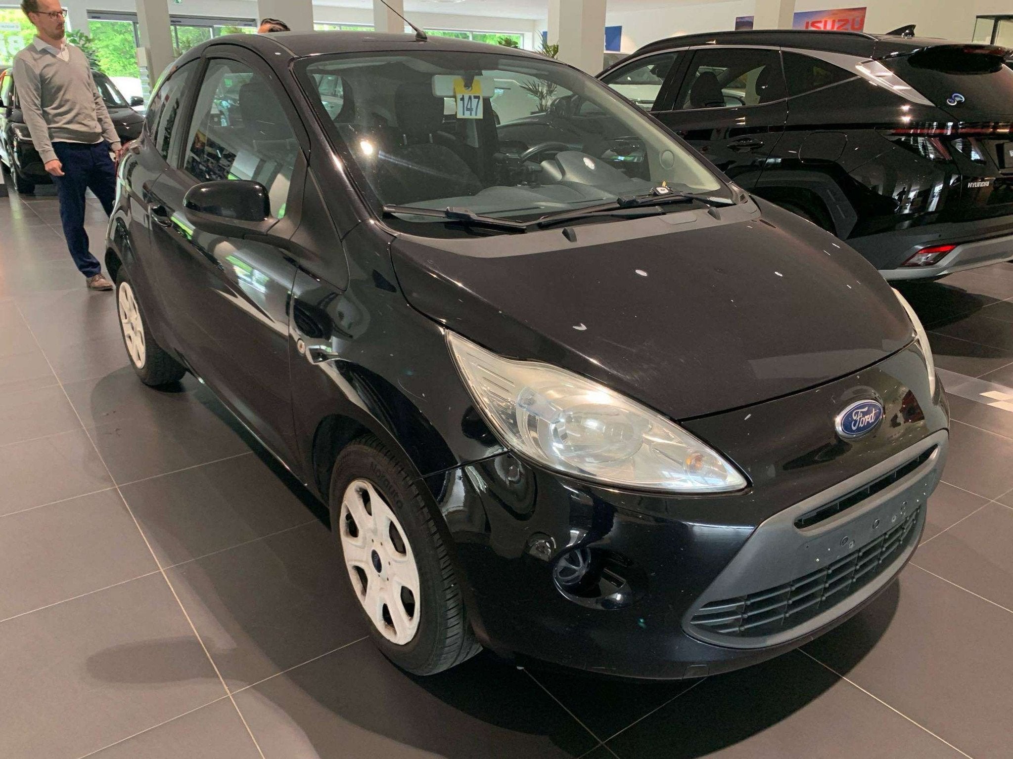 Ford Ka/Ka+ 1.3 ESSENCE 69CV (bj 2011), Voorwielaandrijving, Stof, Gebruikt, 4 cilinders