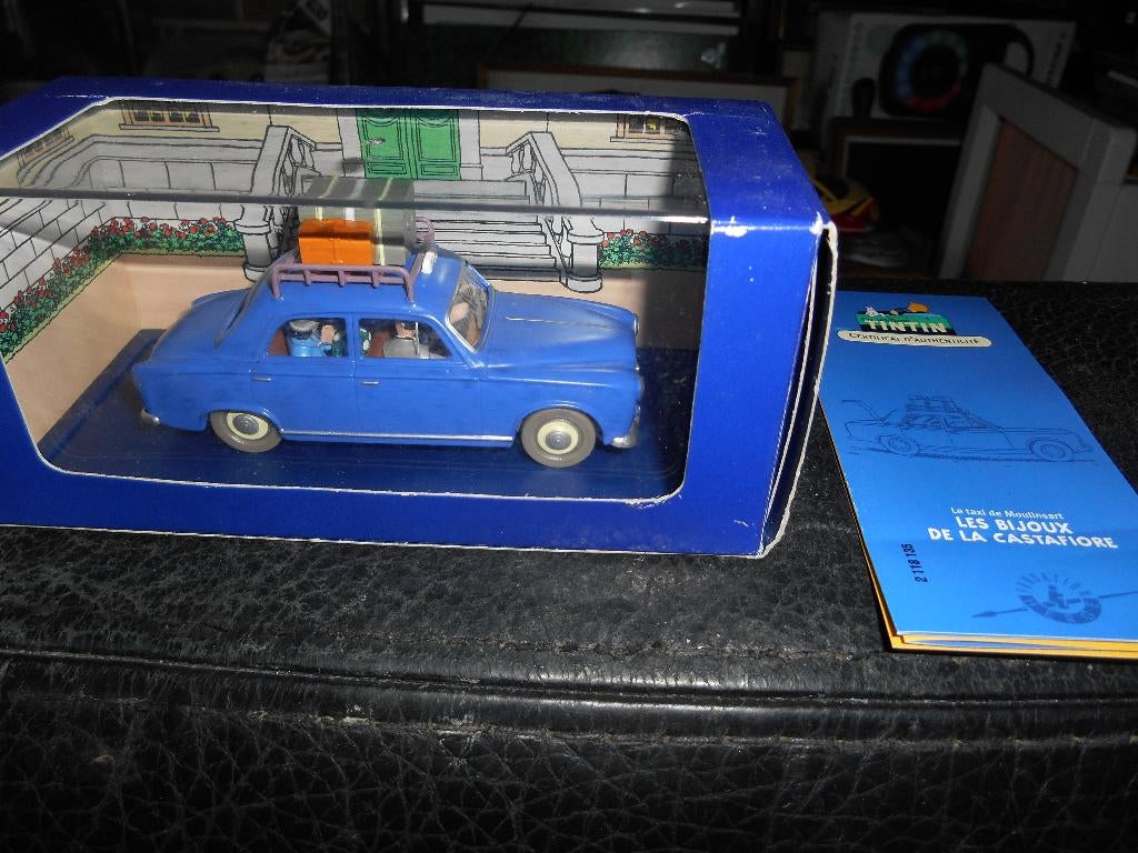Voiture Tintin 35 avec certificat, Enlèvement ou Envoi, Tintin