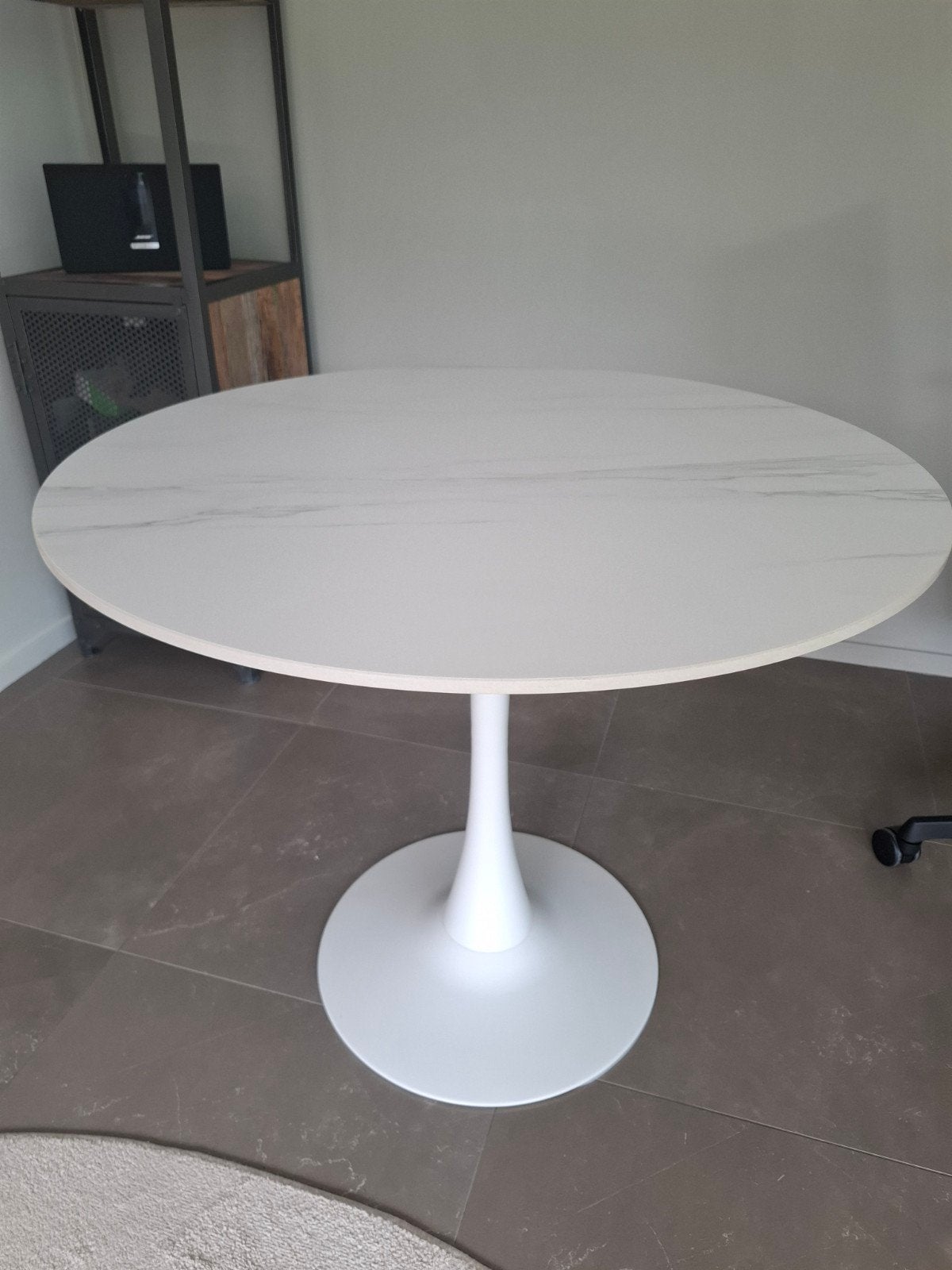 Mooie eettafel, Ophalen