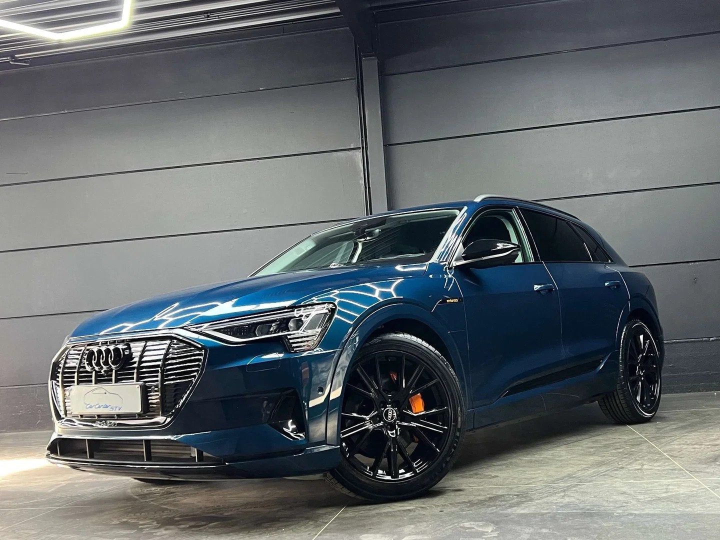 Audi e-tron Quattro Shadow pack / Massage seats / B&O / Memo, Autos, Cuir, Entreprise, 5 portes, 3040 kg