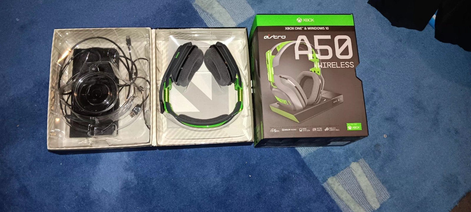 ASTRO A50 Wireless Headset + Base Station for Xbox One, Ophalen