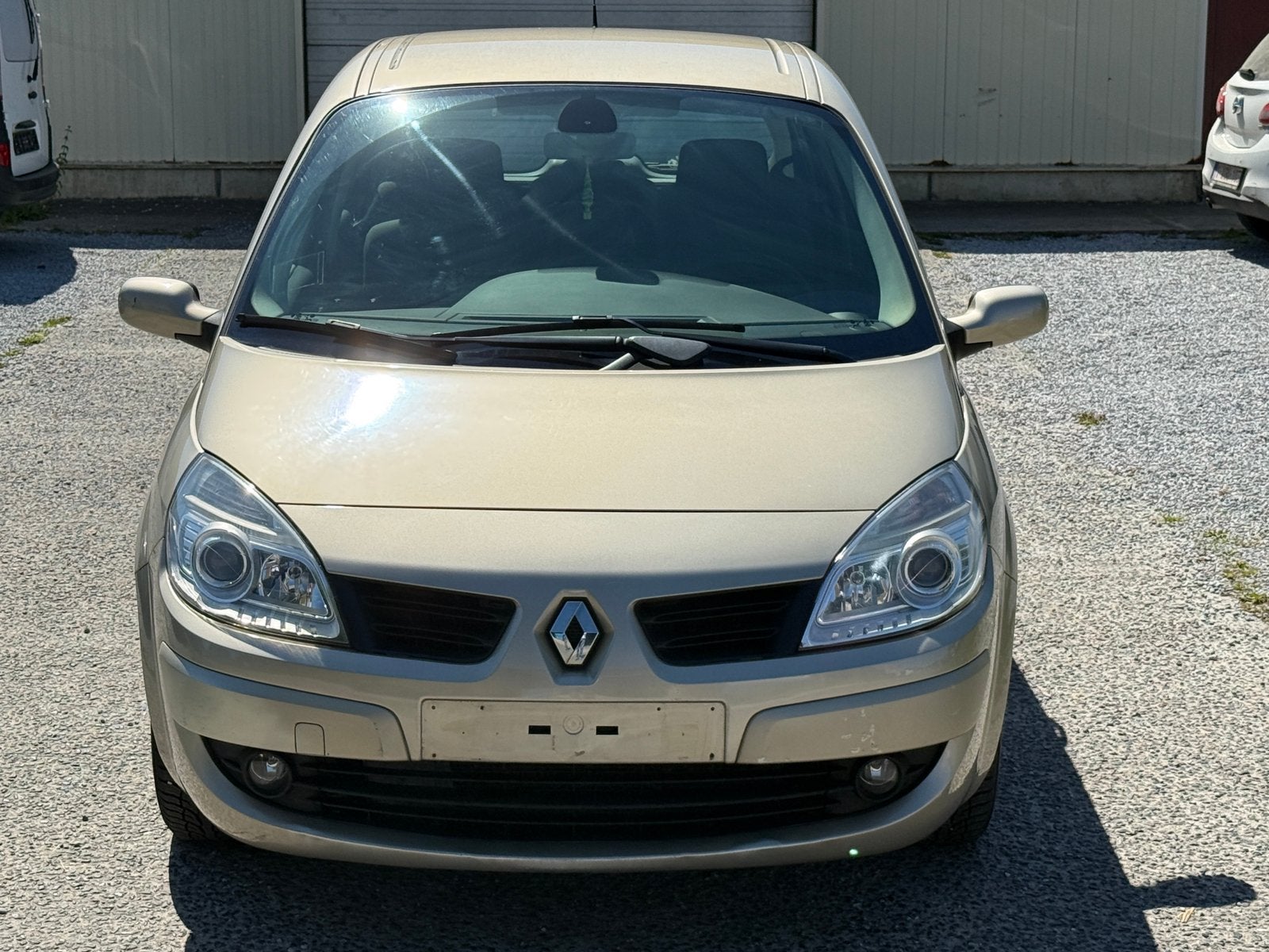 Renault Scenic 1.6i Automatique 103000km, Capteur de stationnement, 82 kW, Entreprise, Beige