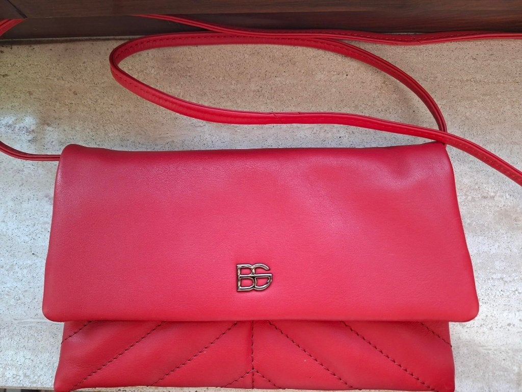 Rood lederen tasje ! Maat 23 x 14 cm., Ophalen of Verzenden, Zo goed als nieuw, Rood, Schoudertasje