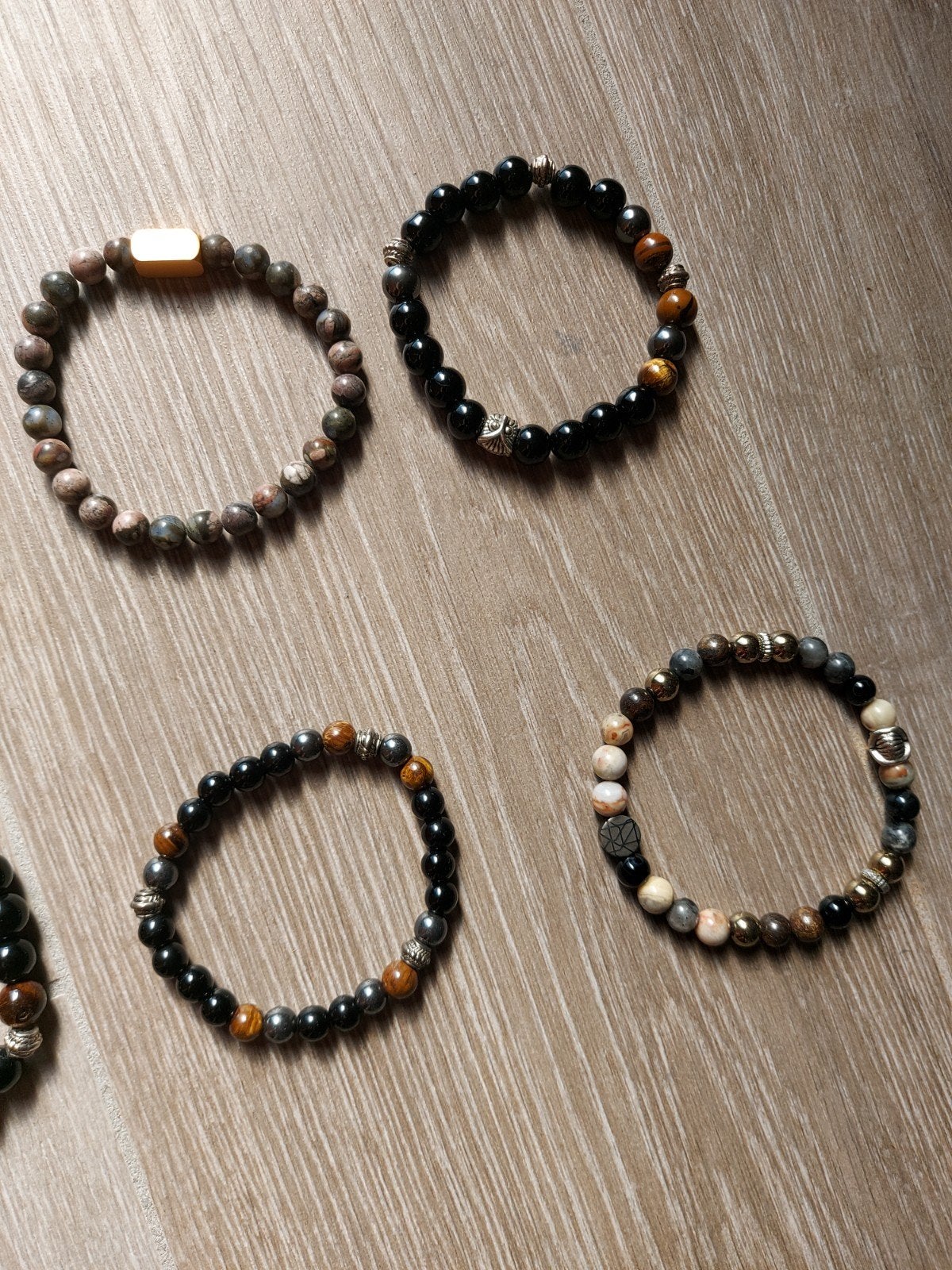 armbanden kralen 8 stuks nieuw., Handtassen en Accessoires, Armbanden, Ophalen of Verzenden, Nieuw, Met bedels of kralen