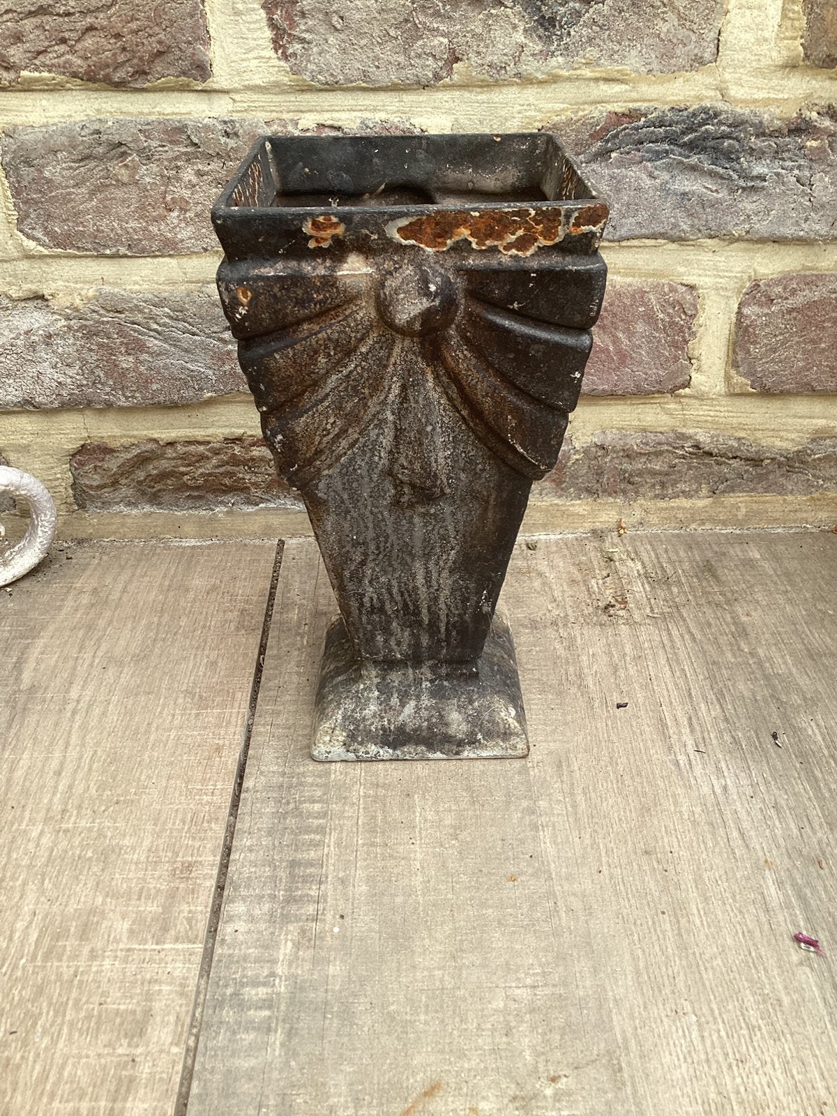 Gietijzeren vazen, Tuin en Terras, Ophalen of Verzenden, Gebruikt