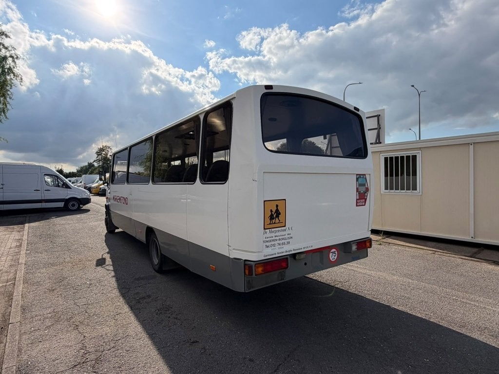Mercedes Vario 0813 (Stock ID 50508) — 4