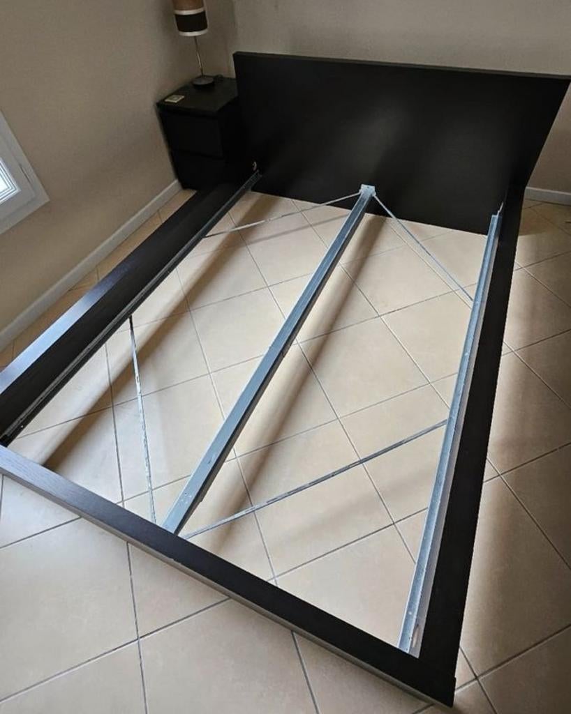 Lit Malm 160x200cm avec sommiers, Enlèvement
