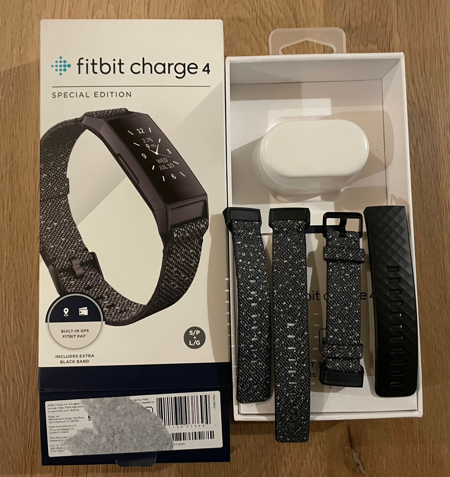 Fitbit charge 4, Sport en Fitness, Ophalen, Zo goed als nieuw