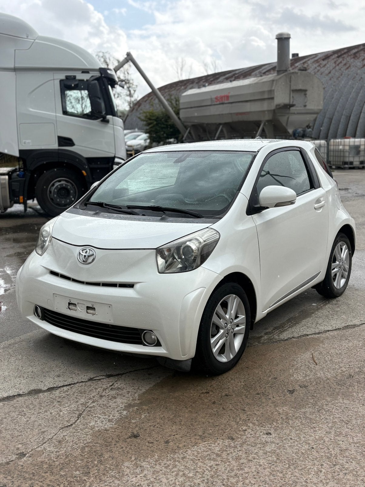 TOYOTA IQ 1.3i AUTOMATIQUE / ESSENCE, Autos, Toyota, IQ, Achat, Automatique, Particulier