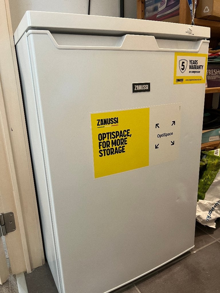 Zanussi ZYAN8EW0 Compacte Diepvries (85L), Elektronische apparatuur, Ophalen, Gebruikt