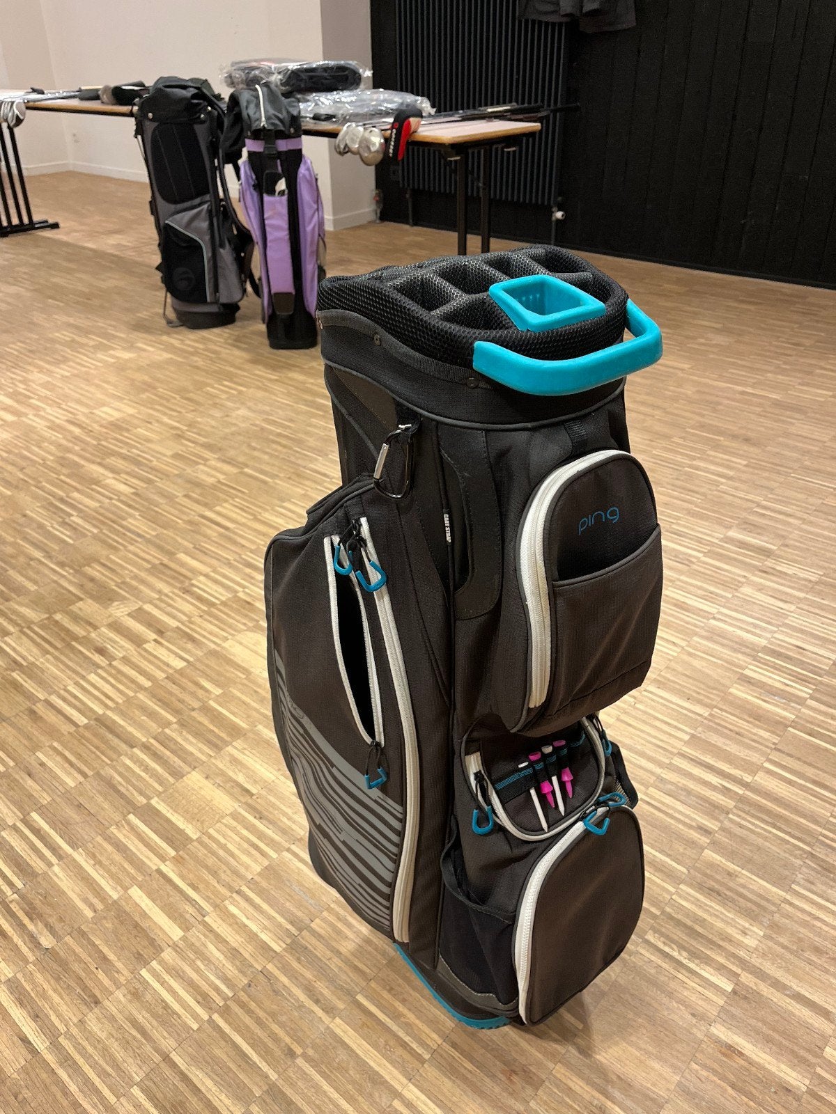PING golftas met 14 vakken, Sport en Fitness, Ophalen, Tas, Ping