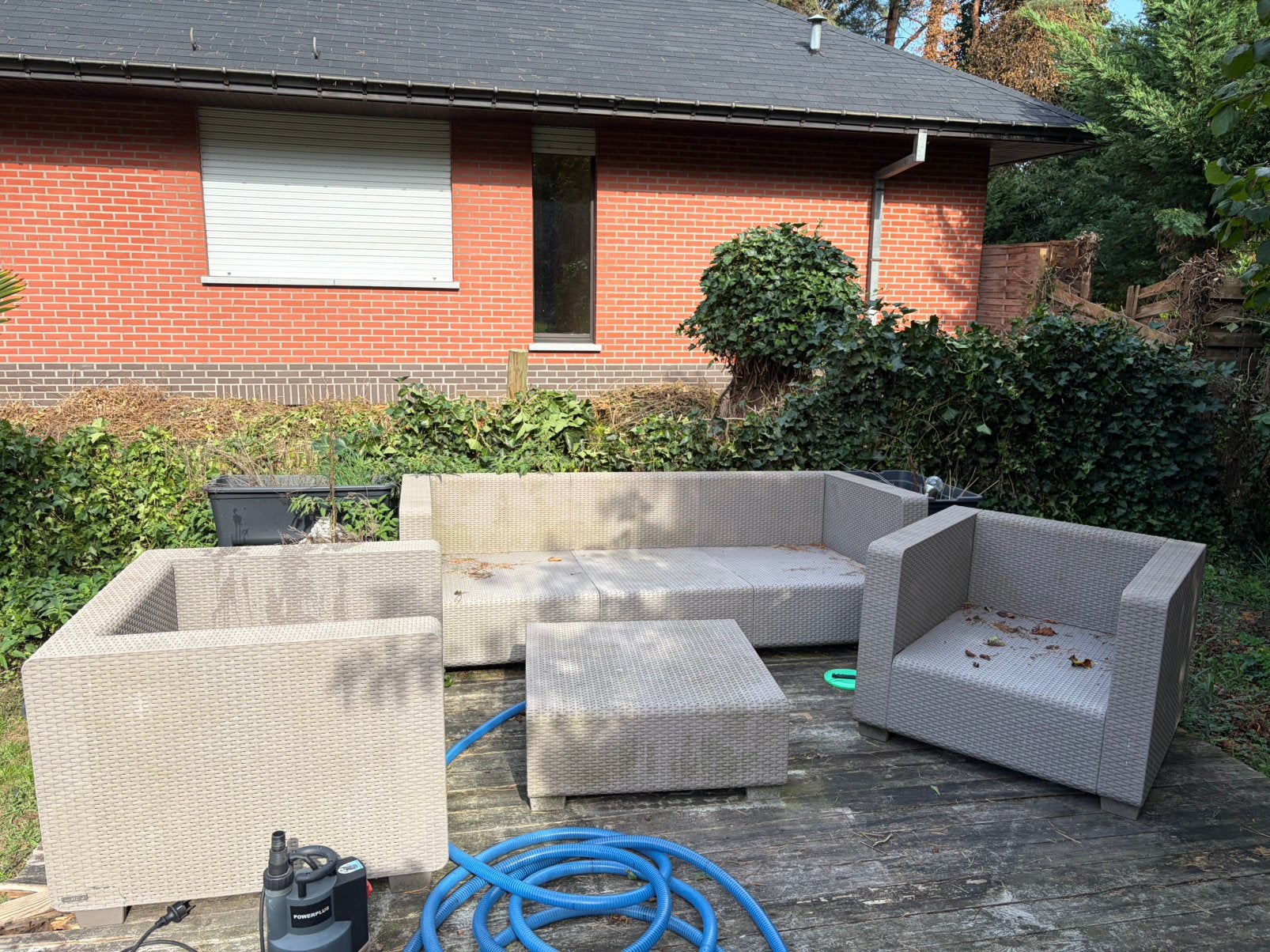 Lounge te koop 3 zit + 2 x 1 zit, Ophalen, 5 zitplaatsen, Kunststof, Gebruikt