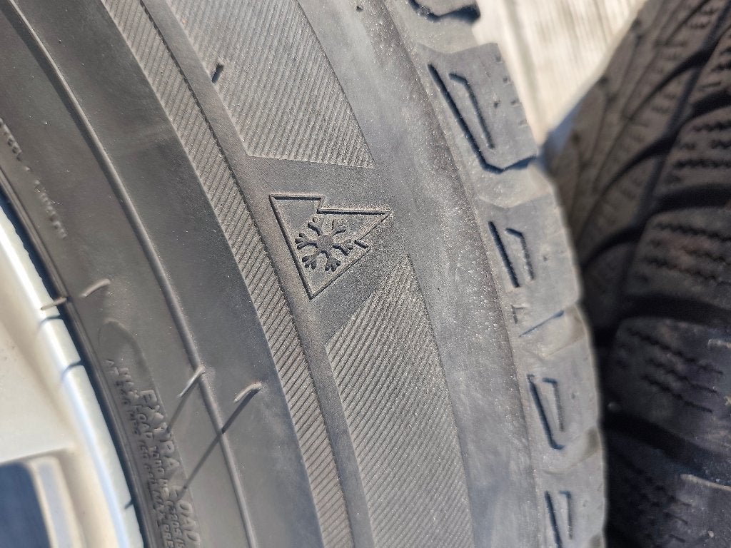 Jantes alliage Alfa Romeo Stelvio 17 pouces, Autos : Pièces & Accessoires, Pneus hiver, 17 pouces, Enlèvement, Utilisé