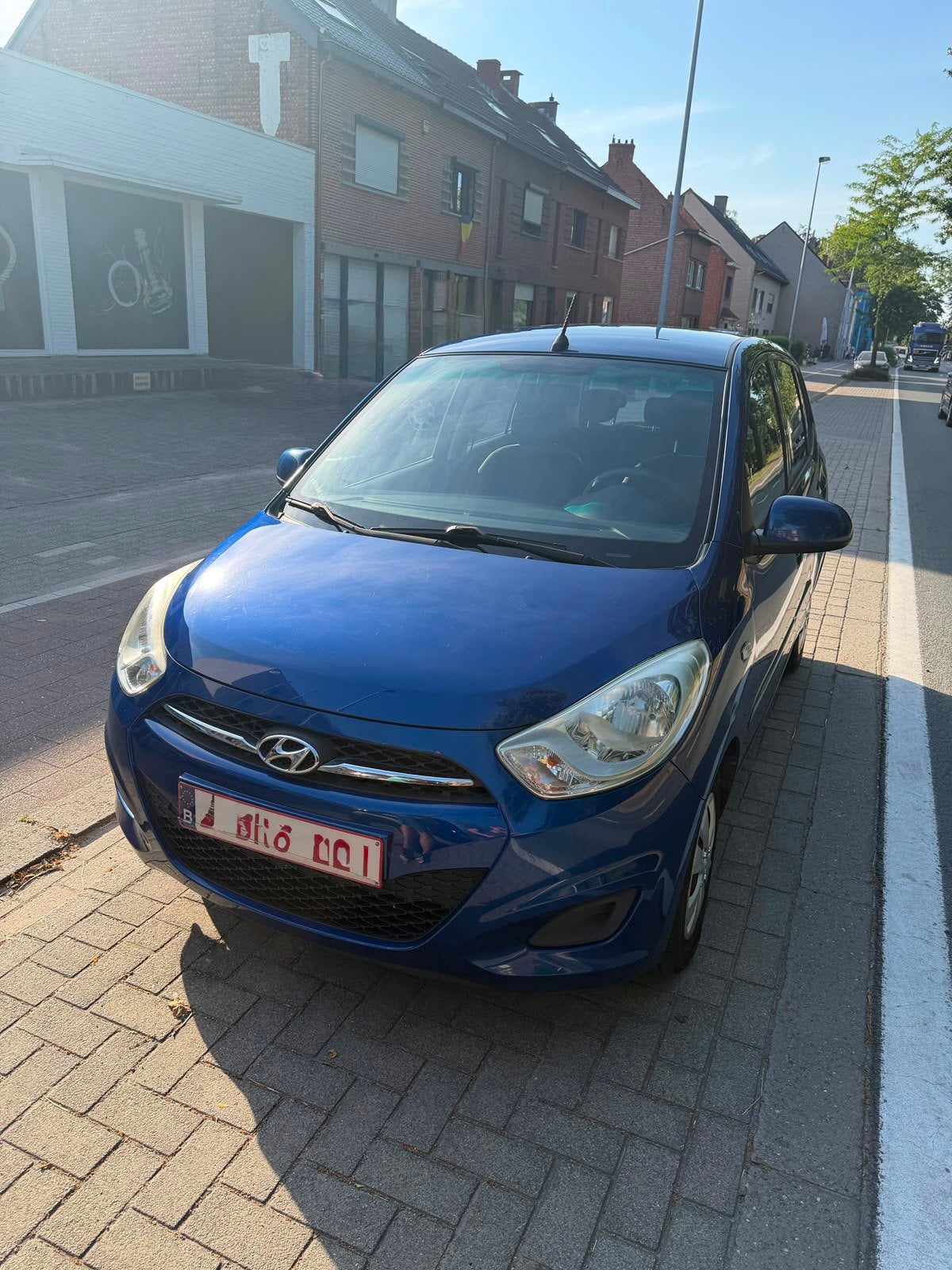 Hyundai i10 (72 000 km) et KVV, Autos, Euro 5, Achat, Système audio, Boîte manuelle