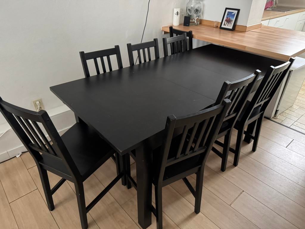 Tafel en stoelen, Ophalen, Zo goed als nieuw
